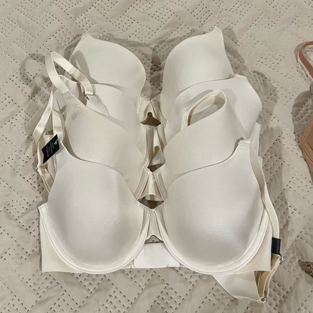 5 NWOT Ambrielle back smoothing, full coverage bras, JC Penney 34C ivory